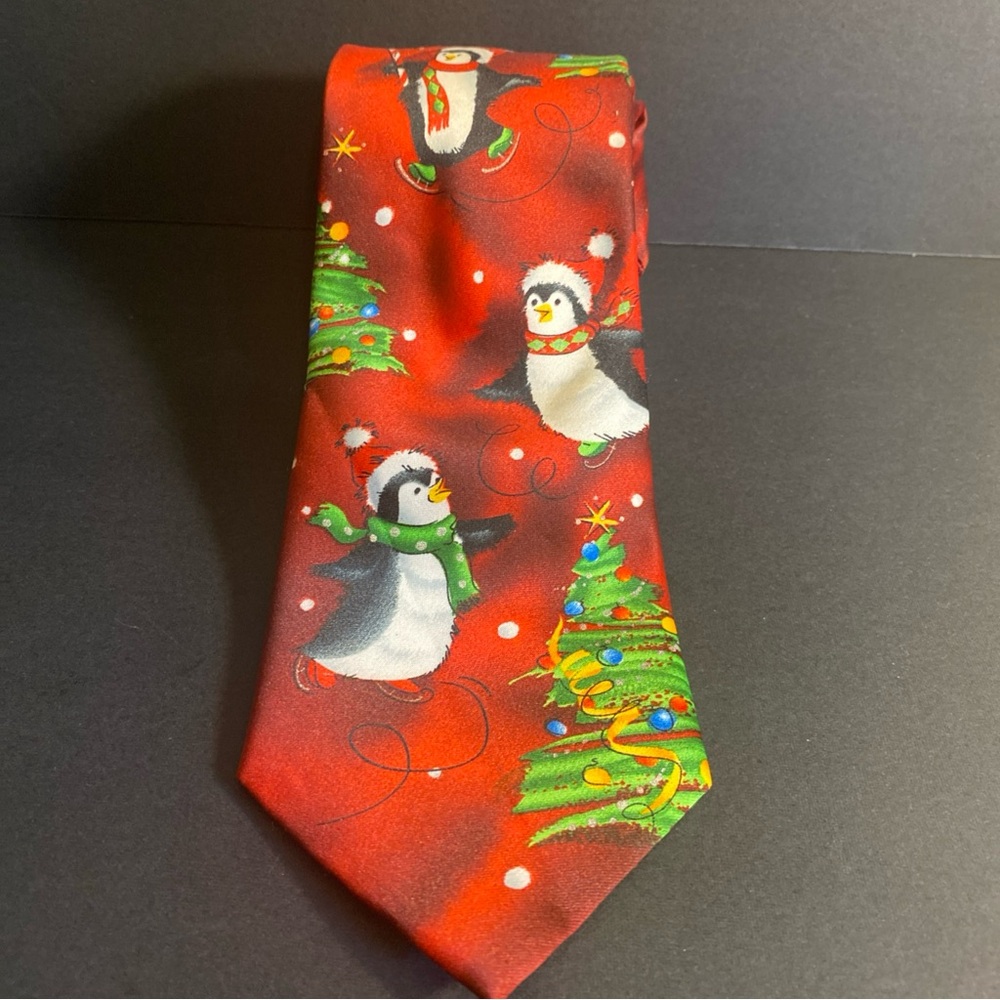 J Garcia Holiday Neck Tie “ Hand Hold” Collection 68 100% Polyester Penguin